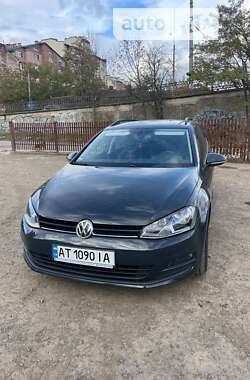 Универсал Volkswagen Golf 2014 в Ивано-Франковске