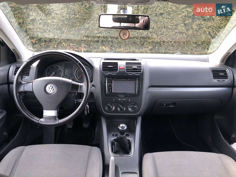 Универсал Volkswagen Golf 2007 в Черновцах фото 10 Универсал Volkswagen Golf 2007 в Черновцах