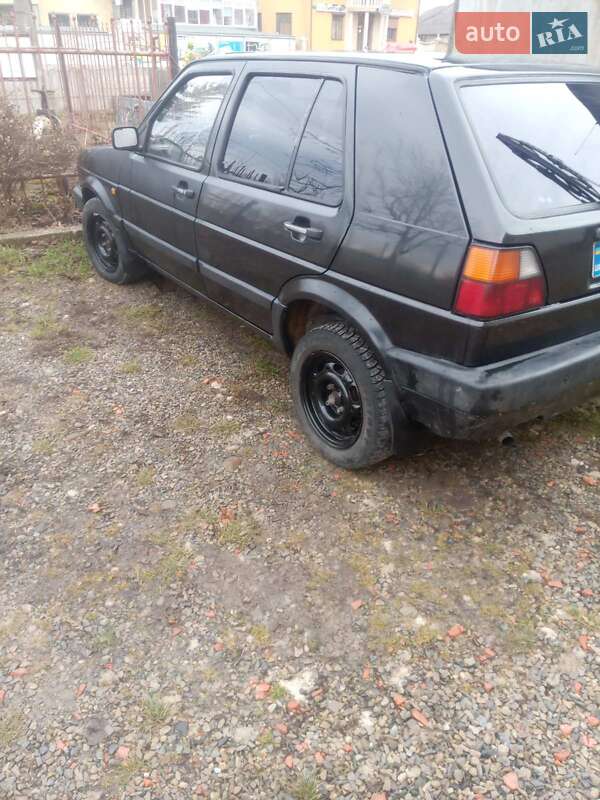 Хэтчбек Volkswagen Golf 1991 в Тысменице