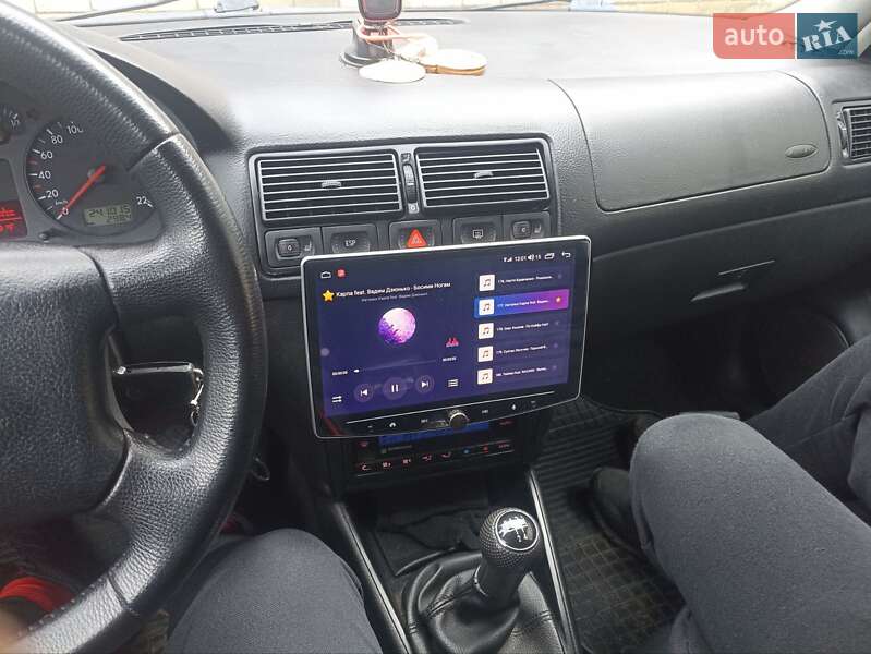 Хэтчбек Volkswagen Golf 2000 в Желтых Водах