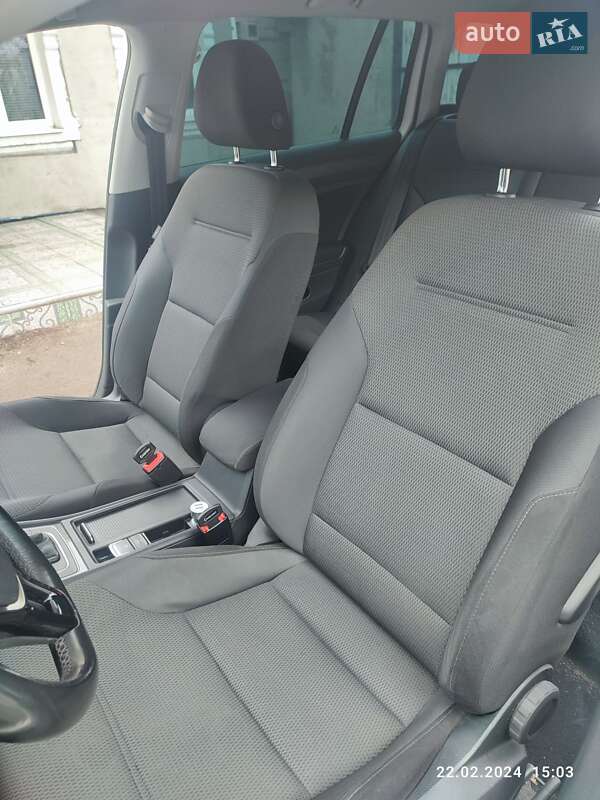 Универсал Volkswagen Golf 2017 в Павлограде