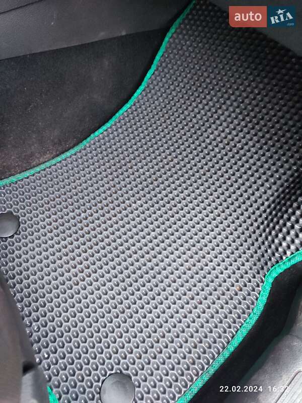 Универсал Volkswagen Golf 2017 в Павлограде