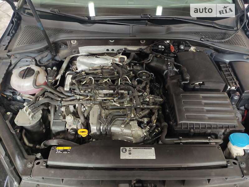 Универсал Volkswagen Golf 2017 в Кропивницком