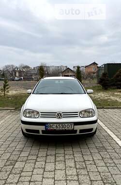 Универсал Volkswagen Golf 2002 в Стрые