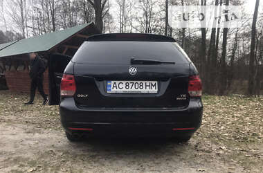 Универсал Volkswagen Golf 2010 в Львове