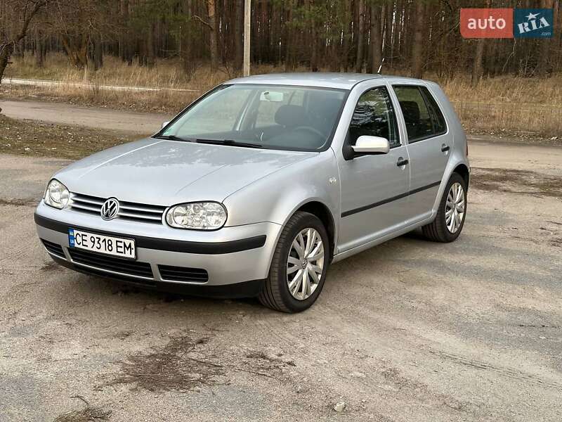 Хэтчбек Volkswagen Golf 2000 в Кременчуге