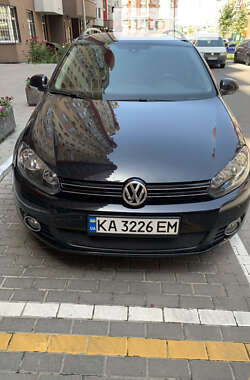 Универсал Volkswagen Golf 2011 в Киеве