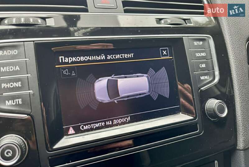 Хэтчбек Volkswagen Golf 2014 в Одессе