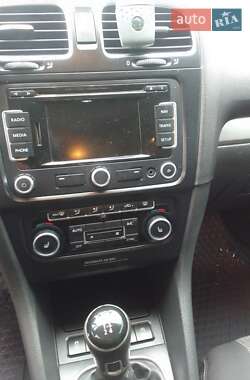 Універсал Volkswagen Golf 2013 в 