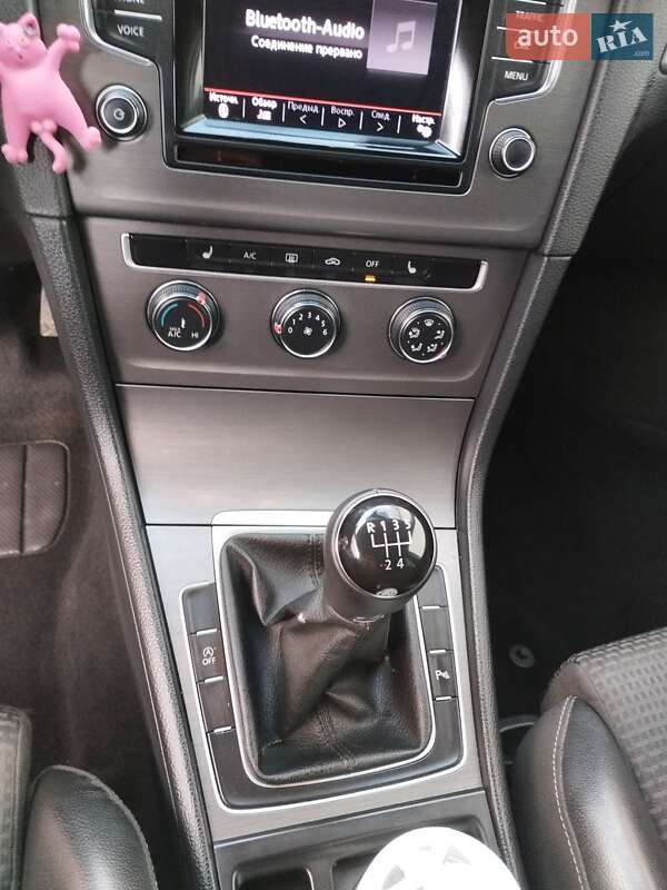 Универсал Volkswagen Golf 2013 в Ужгороде