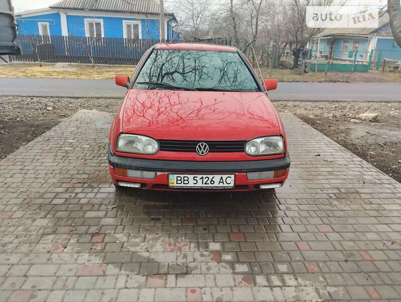 Хэтчбек Volkswagen Golf 1992 в Подольске