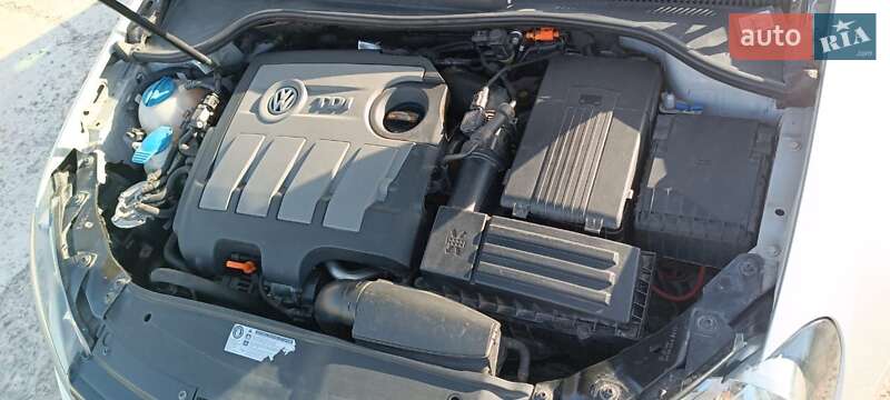 Универсал Volkswagen Golf 2011 в Ровно