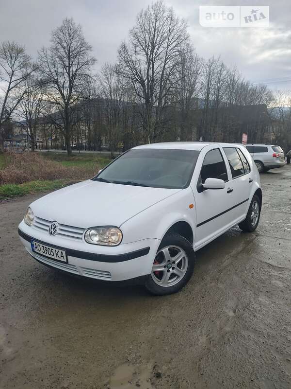 Volkswagen Golf 1999