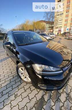 Универсал Volkswagen Golf 2014 в Дрогобыче