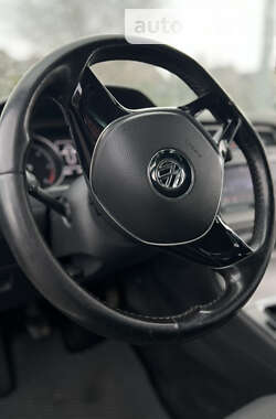 Универсал Volkswagen Golf 2014 в Львове