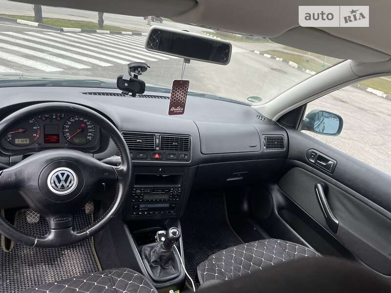Универсал Volkswagen Golf 2000 в Запорожье
