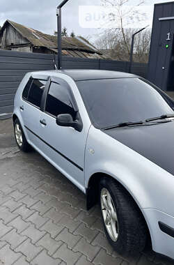 Хэтчбек Volkswagen Golf 1999 в Заставной