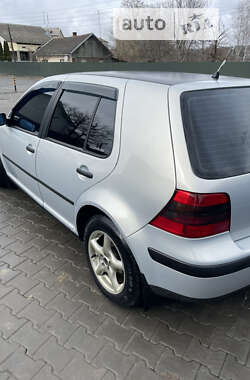 Хэтчбек Volkswagen Golf 1999 в Заставной