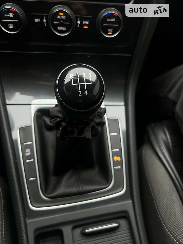 Универсал Volkswagen Golf 2017 в Днепре фото 36 Универсал Volkswagen Golf 2017 в Днепре