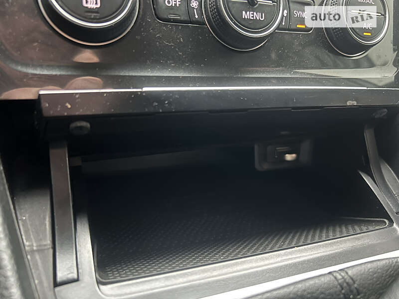 Универсал Volkswagen Golf 2017 в Днепре фото 38 Универсал Volkswagen Golf 2017 в Днепре