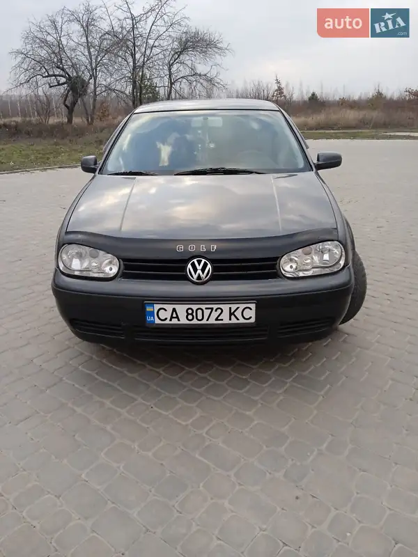 Volkswagen Golf