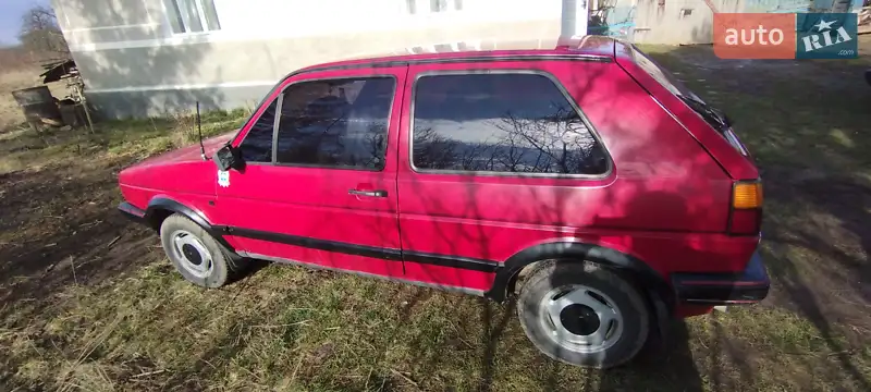 Хэтчбек Volkswagen Golf 1985 в 