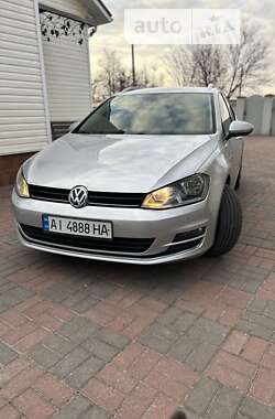 Універсал Volkswagen Golf 2014 в Києві