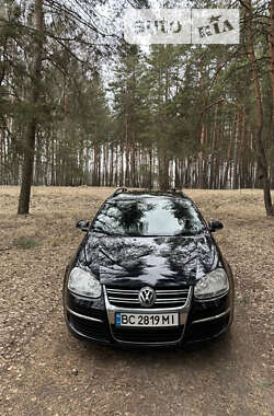 Універсал Volkswagen Golf 2009 в Сумах