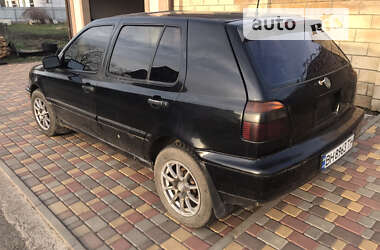 Хэтчбек Volkswagen Golf 1996 в Беляевке