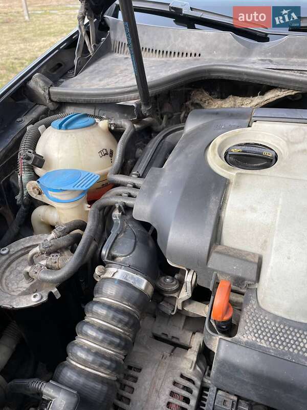 Универсал Volkswagen Golf 2008 в Овруче