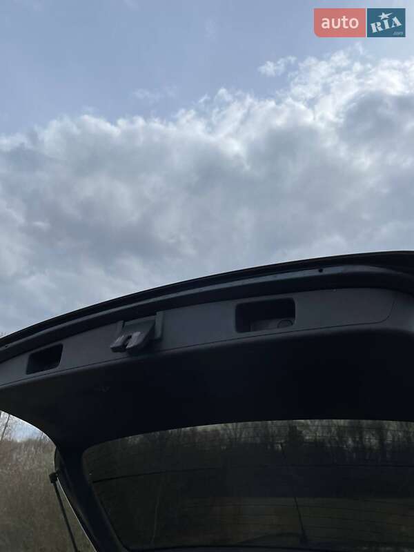 Универсал Volkswagen Golf 2008 в Овруче