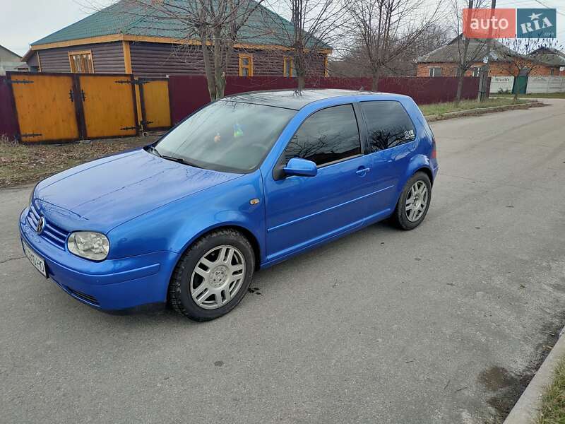 Хэтчбек Volkswagen Golf 1998 в Киеве