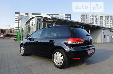 Хетчбек Volkswagen Golf 2011 в Луцьку