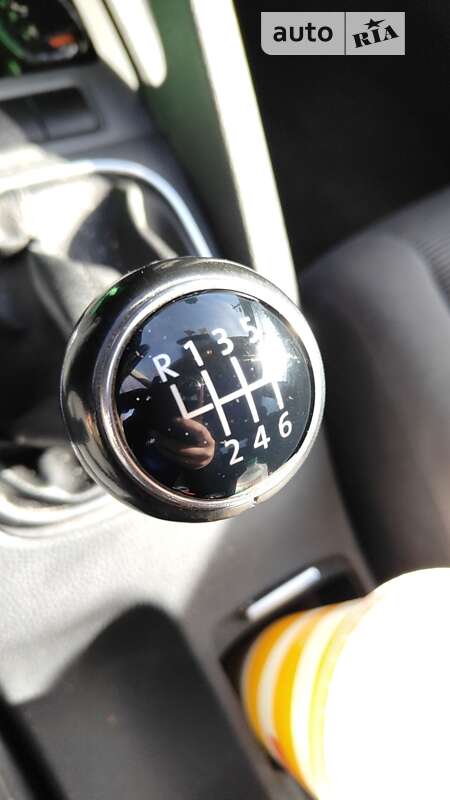 Хэтчбек Volkswagen Golf 2006 в Львове