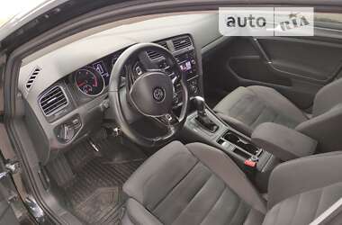 Універсал Volkswagen Golf 2017 в 