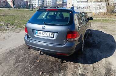 Універсал Volkswagen Golf 2009 в Києві