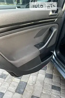 Volkswagen Golf 2010
