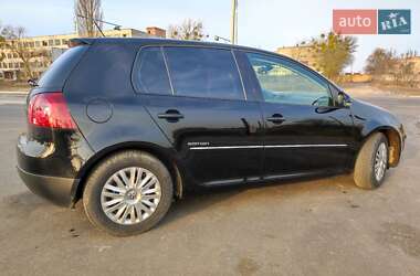 Хэтчбек Volkswagen Golf 2008 в Ковеле