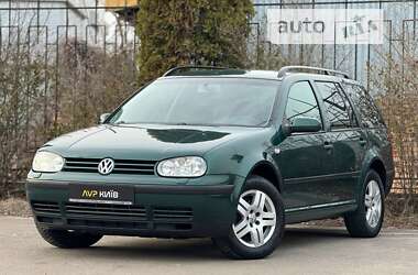 Универсал Volkswagen Golf 2002 в Киеве