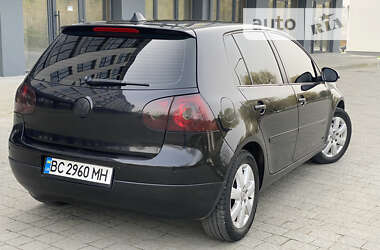 Хэтчбек Volkswagen Golf 2007 в Новояворовске