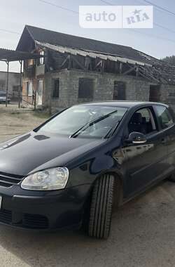 Хэтчбек Volkswagen Golf 2005 в Верховине