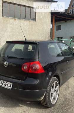 Хэтчбек Volkswagen Golf 2005 в Верховине