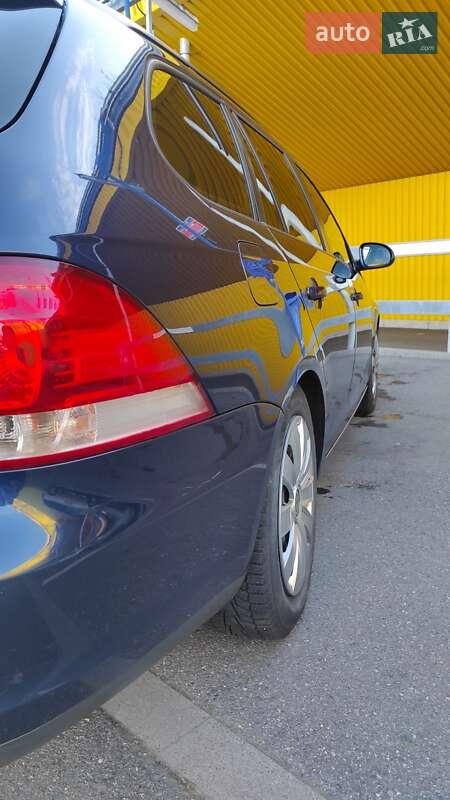 Универсал Volkswagen Golf 2008 в Львове