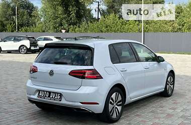 Хетчбек Volkswagen Golf 2018 в Києві