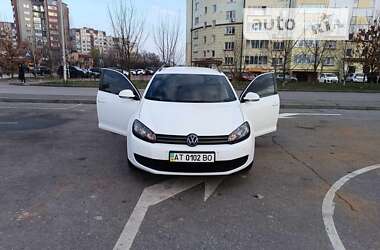 Универсал Volkswagen Golf 2010 в Ивано-Франковске