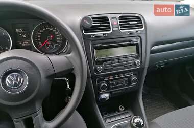 Універсал Volkswagen Golf 2010 в Самборі