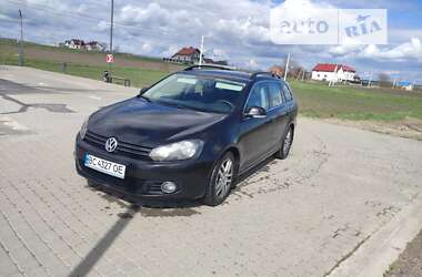 Универсал Volkswagen Golf 2010 в Самборе