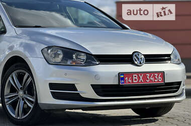 Хетчбек Volkswagen Golf 2014 в Дрогобичі