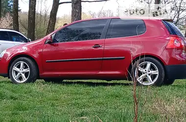 Volkswagen Golf 2004