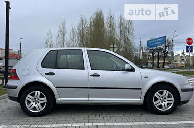 Хетчбек Volkswagen Golf 2001 в Хмельницькому